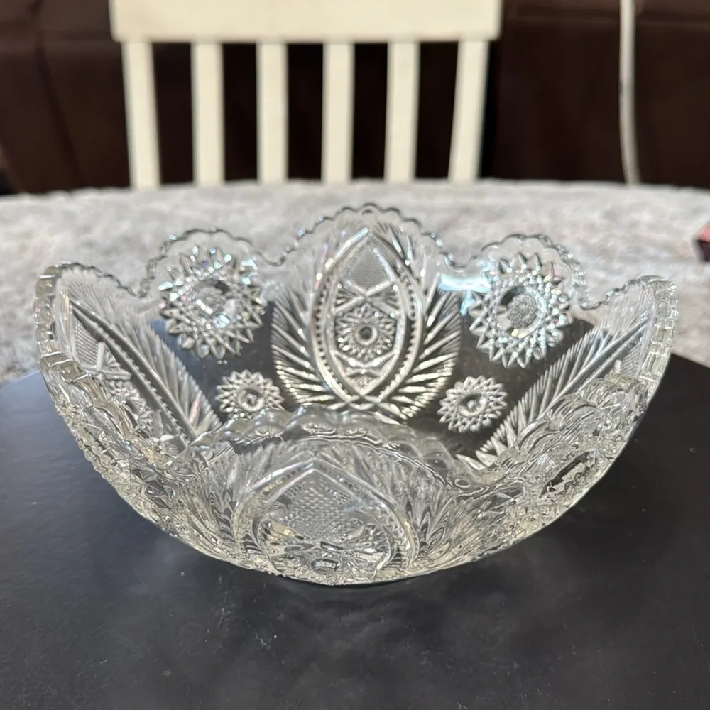 Vintage Early American‎ Glass bowl Atlanta Westmoreland Specialty Company 228